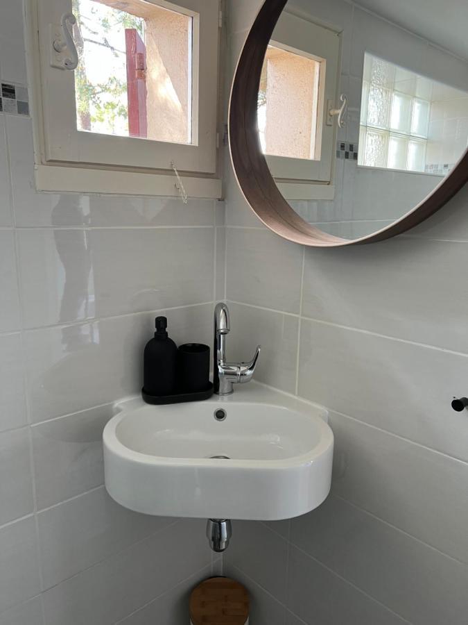 Appartement Proche Village Naturiste, Terrasse Et Parking 아그 외부 사진